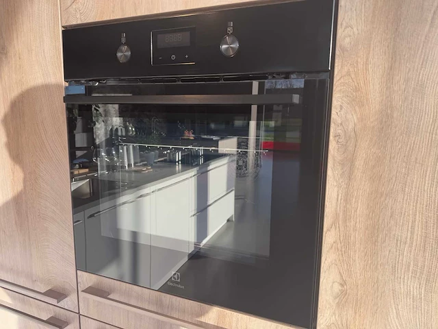 Brigitte - showroomkeuken - afbeelding 24 van  55