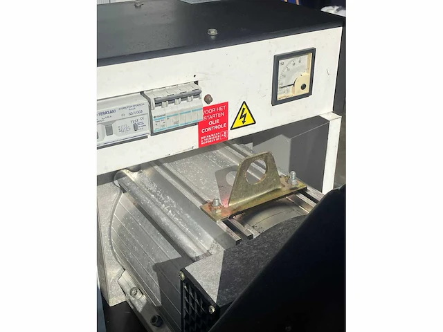 Brinkmann & niemeijer - gc30/te - tractor stroomgenerator - afbeelding 24 van  24