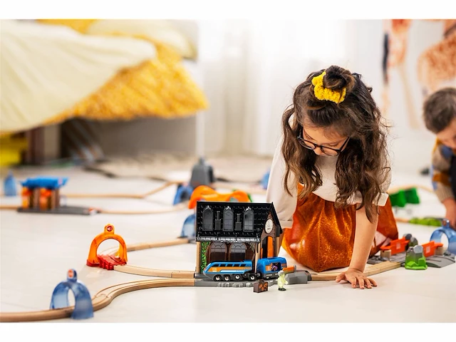 Brio spooky treinstation smart tech sound 36007 treinbaan - afbeelding 3 van  4