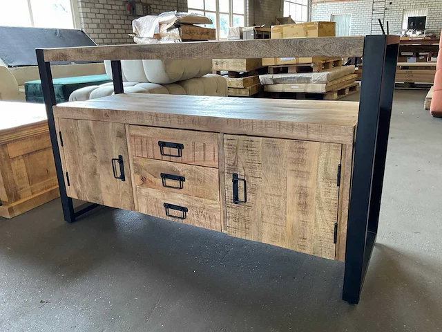 Britt dressoir - afbeelding 4 van  8