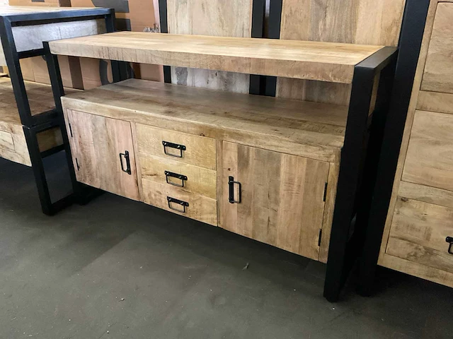 Britt dressoir - afbeelding 5 van  11