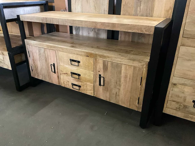 Britt dressoir - afbeelding 6 van  11