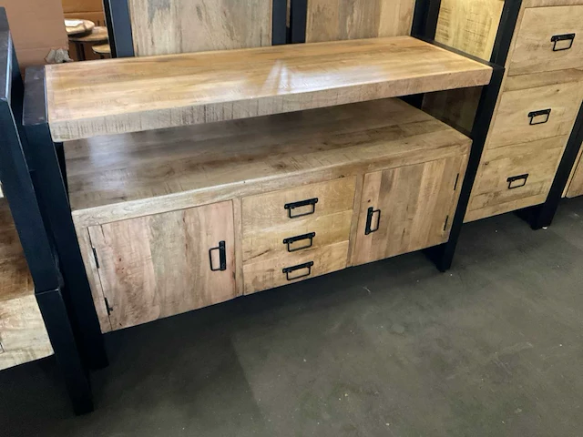 Britt dressoir - afbeelding 7 van  11