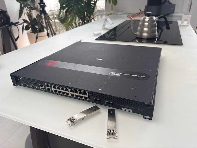 Brocade serveriron adx 1000 server - afbeelding 1 van  7