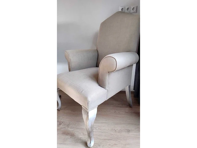Brocante fauteuil, beige - afbeelding 1 van  7