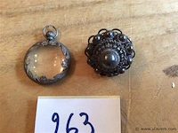 Broche en hanger ag? - afbeelding 2 van  2