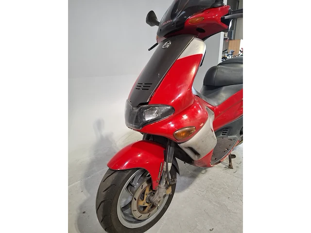 Bromscooter, gilera, runner, 1998 - afbeelding 19 van  25