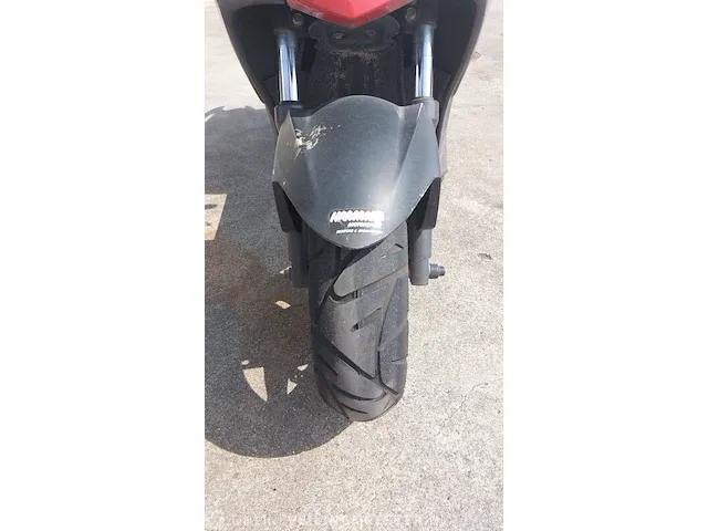 Bromscooter kymco, agility 10, bouwjaar 2012 | f-613-gk - afbeelding 3 van  13