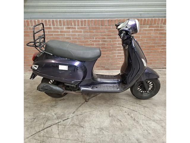 Bromscooter, la souris, sourini, 2019 - afbeelding 35 van  76