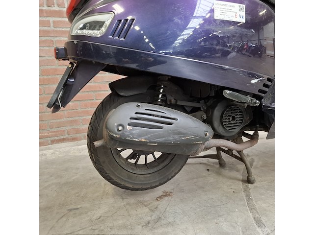Bromscooter, la souris, sourini, 2019 - afbeelding 38 van  76