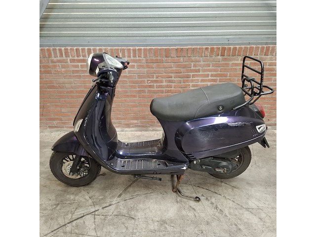 Bromscooter, la souris, sourini, 2019 - afbeelding 53 van  76