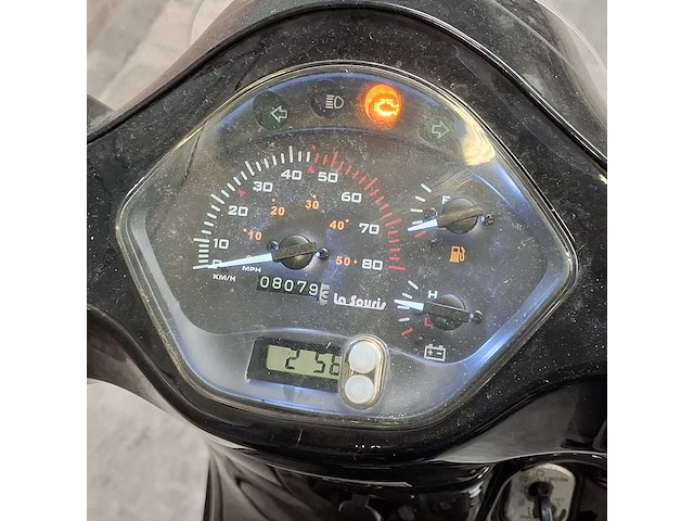 Bromscooter, la souris, sourini, 2023 - afbeelding 2 van  36