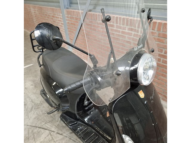 Bromscooter, la souris, sourini, 2023 - afbeelding 4 van  36