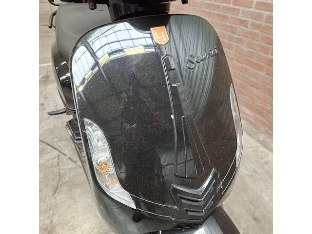 Bromscooter, la souris, sourini, 2023 - afbeelding 5 van  36