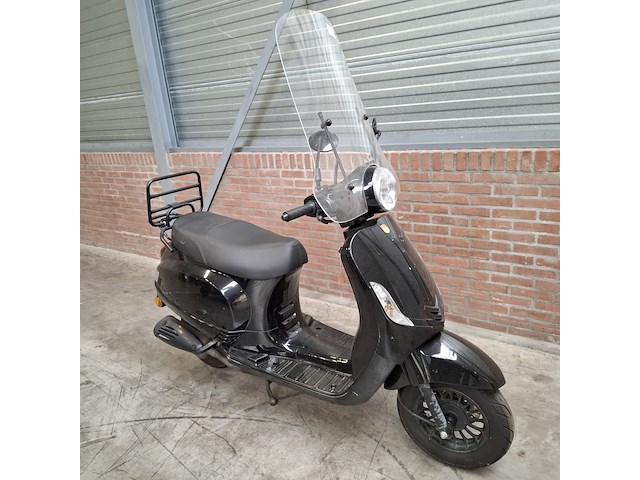 Bromscooter, la souris, sourini, 2023 - afbeelding 1 van  36