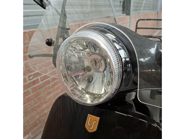 Bromscooter, la souris, sourini, 2023 - afbeelding 20 van  36