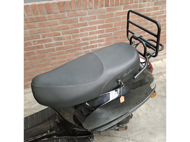 Bromscooter, la souris, sourini, 2023 - afbeelding 26 van  36