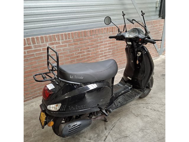 Bromscooter, la souris, sourini, 2023 - afbeelding 23 van  36