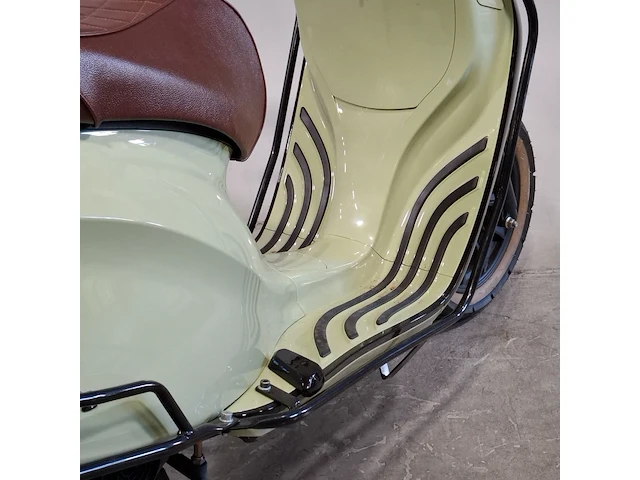 Bromscooter, la souris, valexim, 2025 - afbeelding 14 van  31