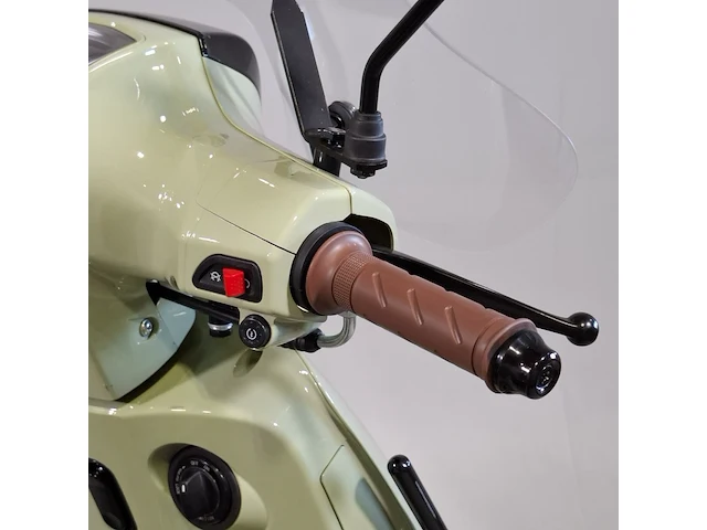 Bromscooter, la souris, valexim, 2025 - afbeelding 20 van  31
