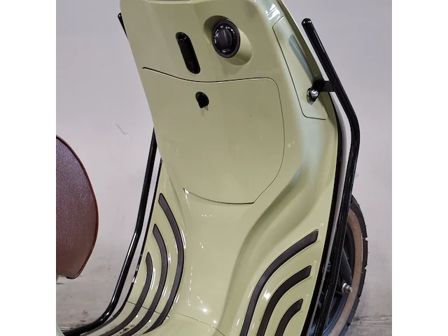 Bromscooter, la souris, valexim, 2025 - afbeelding 25 van  31