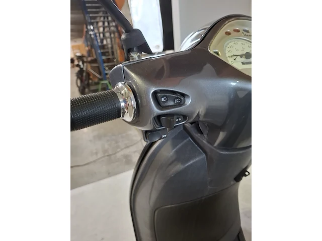 Bromscooter, piaggio, 2009 - afbeelding 17 van  19