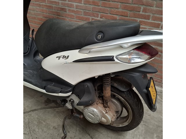 Bromscooter, piaggio, fly 4t, 2018 - afbeelding 15 van  37