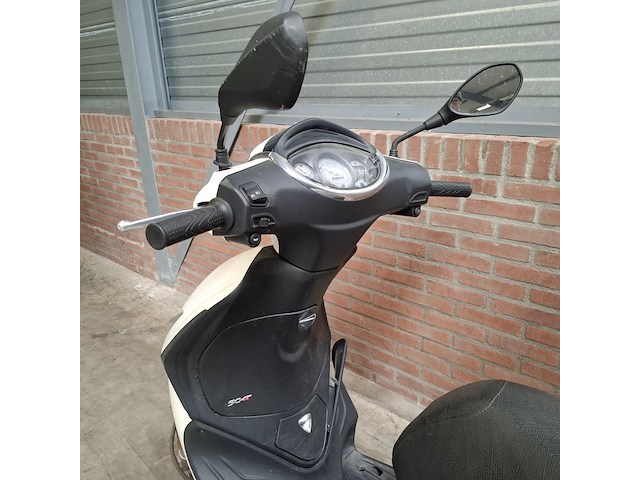 Bromscooter, piaggio, fly 4t, 2018 - afbeelding 20 van  37