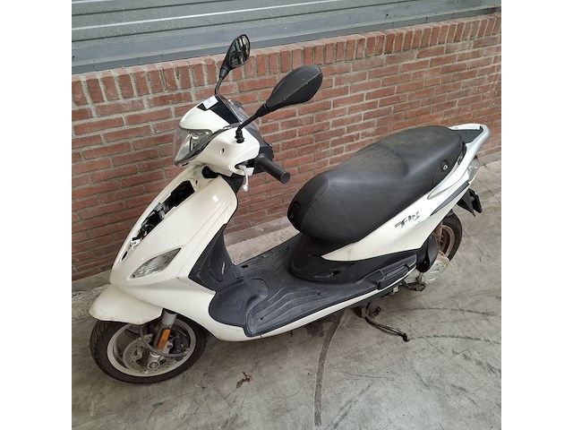 Bromscooter, piaggio, fly 4t, 2018 - afbeelding 28 van  37