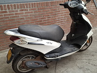 Bromscooter, piaggio, fly 4t, 2018 - afbeelding 23 van  37