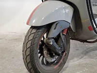 Bromscooter, piaggio, vespa sprint, 2019 - afbeelding 34 van  43