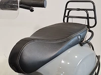 Bromscooter, piaggio, vespa sprint, 2019 - afbeelding 40 van  43