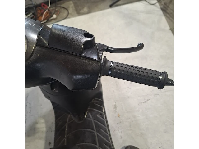 Bromscooter, piaggio, zip, 2006 - afbeelding 16 van  16