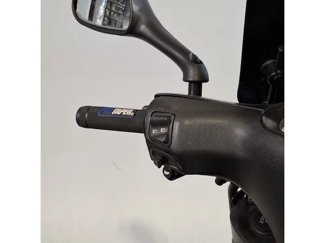 Bromscooter, piaggio, zip, 2016 - afbeelding 18 van  38