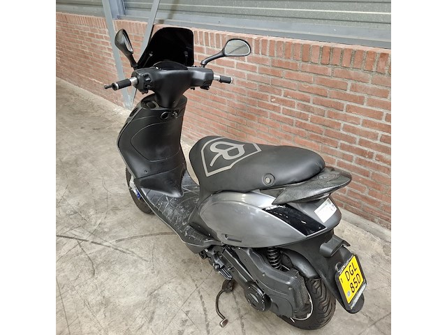 Bromscooter, piaggio, zip, 2016 - afbeelding 10 van  35