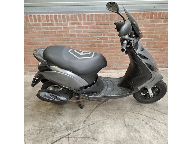 Bromscooter, piaggio, zip, 2016 - afbeelding 1 van  35