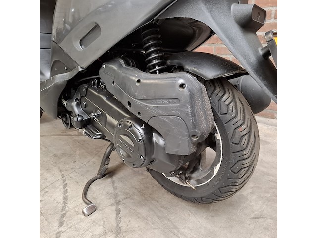 Bromscooter, piaggio, zip, 2016 - afbeelding 13 van  35