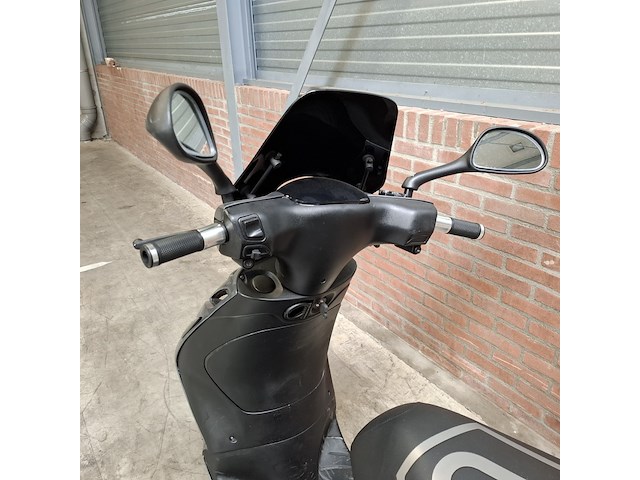 Bromscooter, piaggio, zip, 2016 - afbeelding 17 van  35