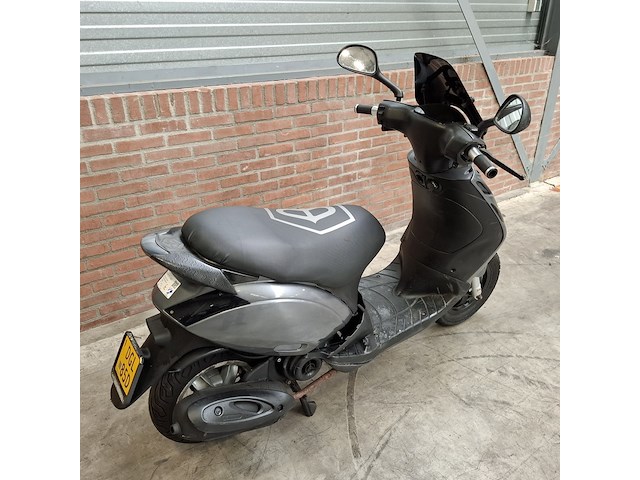 Bromscooter, piaggio, zip, 2016 - afbeelding 23 van  35