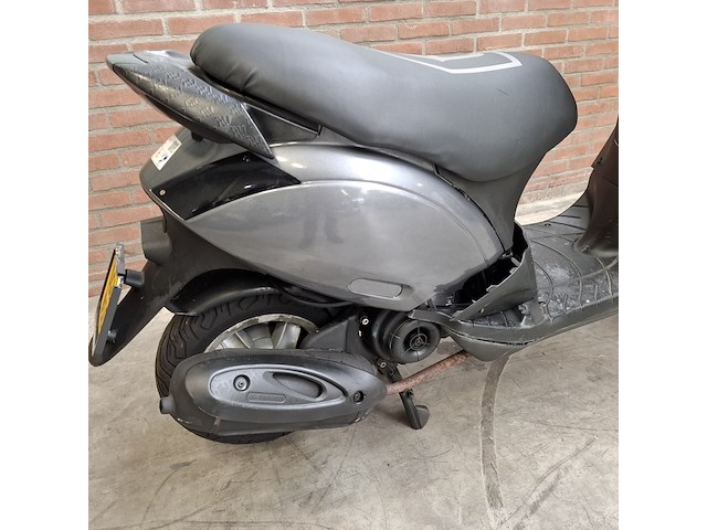 Bromscooter, piaggio, zip, 2016 - afbeelding 30 van  35
