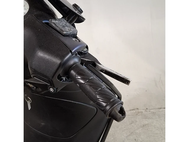 Bromscooter, piaggio, zip, 2020 - afbeelding 8 van  25