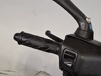 Bromscooter, piaggio, zip, 2020 - afbeelding 9 van  25