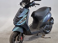 Bromscooter, piaggio, zip, 2020 - afbeelding 1 van  25