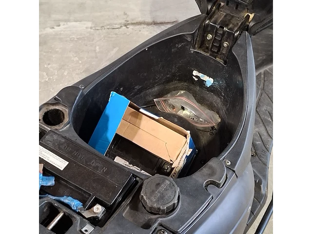 Bromscooter, piaggio, zip, 2020 - afbeelding 18 van  25