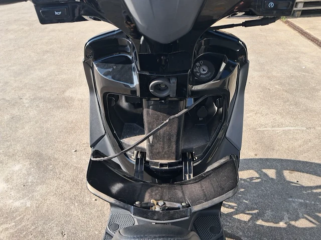 Bromscooter sym, symphony st xb05w, bouwjaar 2017 - afbeelding 14 van  25