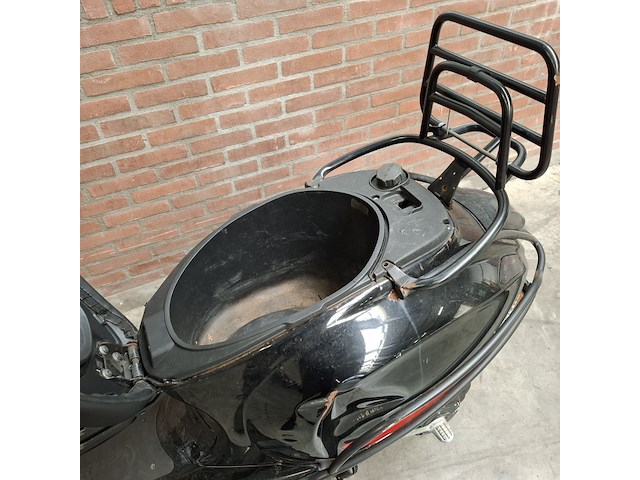 Bromscooter, vespa, lx, 2006 - afbeelding 25 van  37