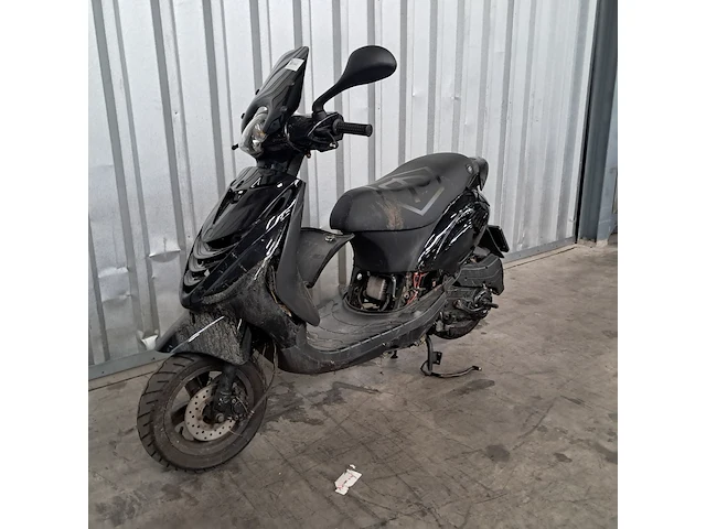 Bromscooter, vespa piaggio, 2017 - afbeelding 6 van  29