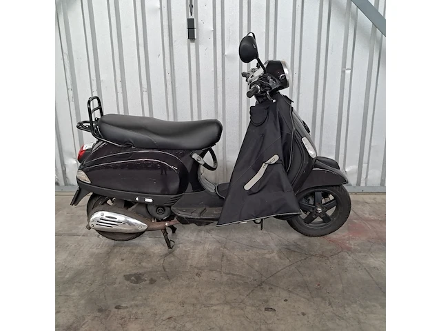 Bromscooter, vespa piaggio, c38, 2012 - afbeelding 8 van  15
