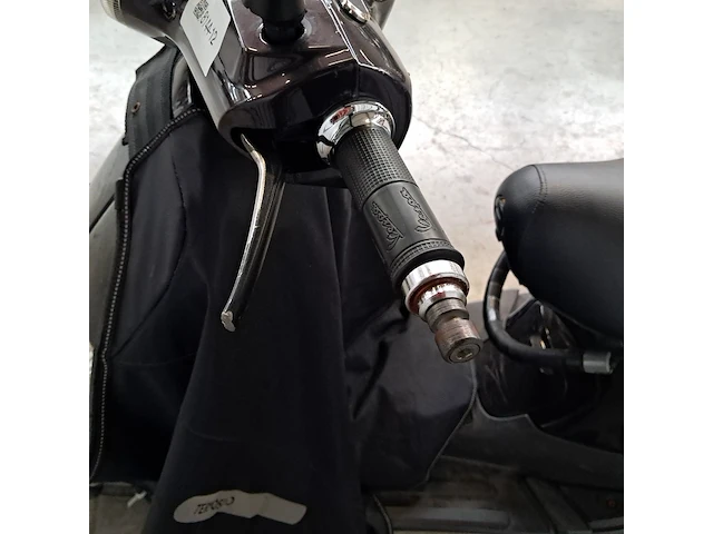 Bromscooter, vespa piaggio, c38, 2012 - afbeelding 15 van  15