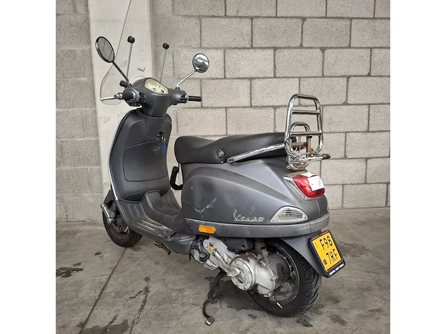 Bromscooter, vespa piaggio, c38, 2014 - afbeelding 16 van  32